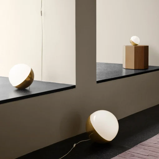 Louis Poulsen Bodenleuchte Vl Studio Glas Gold Metall / Stehleuchte - O 25 Cm - Blanc Opalise - Messing Geburstet Discount