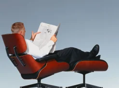 Vitra Drehsessel Lounge Chair Leder Schwarz Holz Natur / Eames, 1956 - Kirschbaum / Drehbar - Aluminium Poliert - Kirschholz - Schwarz Sale