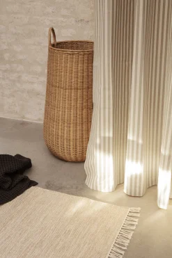 Ferm Living Duschvorhang Chambray Striped Textil Beige / 160 X H 205 Cm - Baumwolle Beschichtet - Gebrochen Weis - Sand Online