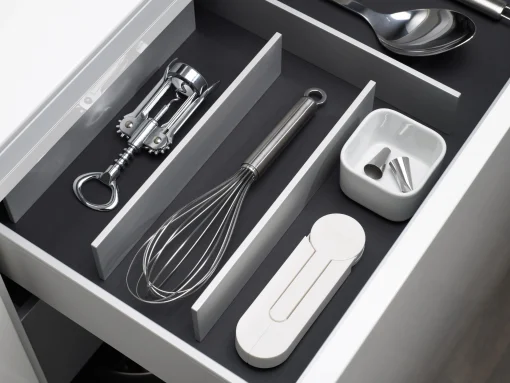 Joseph Joseph Elektronische Küchenwage Triscale Plastikmaterial/ Zusammenklappbar - Weis Outlet
