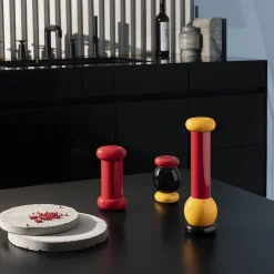 Alessi Gewurzmuhle / By Ettore Sottsass - H 15 Cm Holz/ 100 Values Collection - Rot Hot
