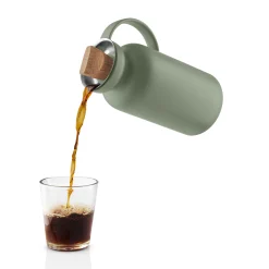 Eva Solo Isolierkrug Silhouette Plastikmaterial Grun / 1 L - STöpfen Aus Eiche - Kaktus-Grun Online