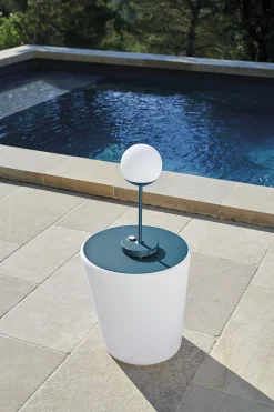 Fermob Kabellose, Wiederaufladbare Außenlampe Mooon! Led Metall Plastikmaterial Blau / H 41 Cm - Aufladbar Uber Usb - Acapulcoblau Clearance