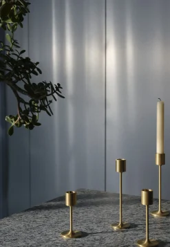 &tradition Kerzenleuchter Collect Sc57 Gold Metall / H 11 Cm - Messing - Messing Geburstet Discount