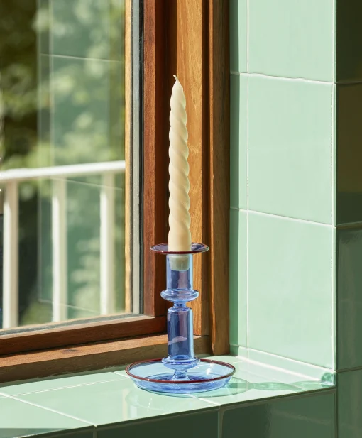 Hay Kerzenleuchter Flare Medium Glas Blau / H 14 Cm - Glas - Hellblau - Rot Outlet