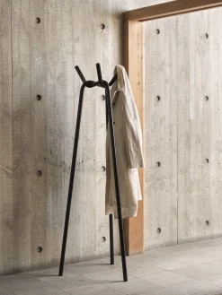 Hay Kleiderstander Mit Fus Knit Metall/ Stahl - H 161 Cm - Schwarz Hot