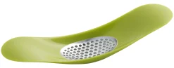 Joseph Joseph Knoblauchpresse Rocker Plastikmaterial- Grun Flash Sale