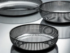 Alessi Korb Pch02 Par Pierre Charpin Metall O 23 Cm - Metall Glanzend Fashion