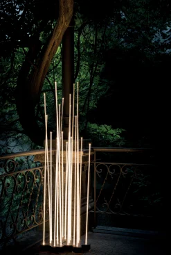 Artemide Outdoor-Stehleuchte Reeds Led Outdoor Metall Plastikmaterial Weis / 7 Leuchtstabe - Anthrazit - Weis Hot