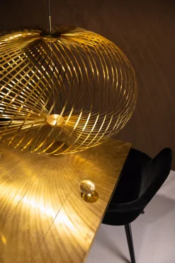 Tom Dixon Pendelleuchte Spring Large Led Gold Metall / O 95 X H 70 Cm - Flexible Stahlbander - Messing Fashion