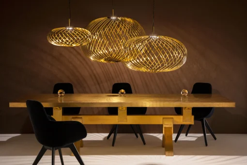Tom Dixon Pendelleuchte Spring Large Led Gold Metall / O 95 X H 70 Cm - Flexible Stahlbander - Messing Fashion