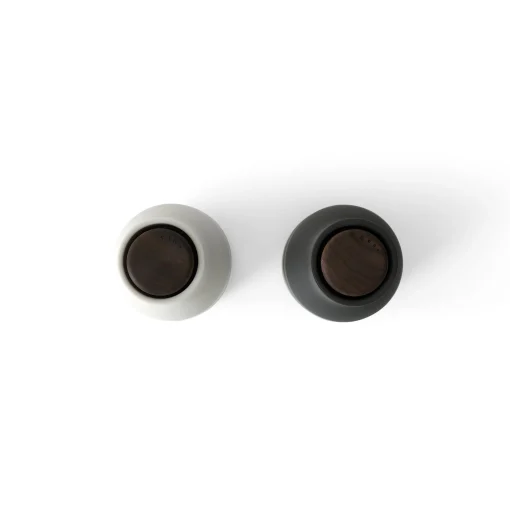 Menu Pfeffer- Und Salzmuhlen-Set Bottle Plastikmaterial Weis Schwarz / 2Er-Set - Soft Touch Silikon - Asche - Karbon - Nussbaum Best Sale