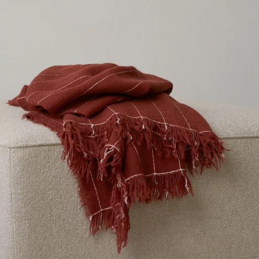 Menu Plaid Battus Textil Rot / 130 X 185 Cm - Siena Shop