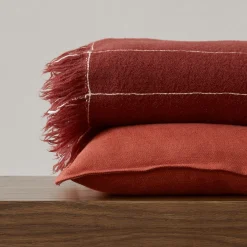 Menu Plaid Battus Textil Rot / 130 X 185 Cm - Siena Shop