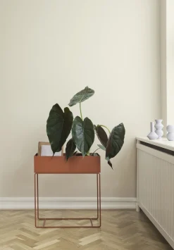 Ferm Living Plant Box Pflanzengefas Mit Gestell / L 60 Cm X H 65 Cm - Schwarz Shop