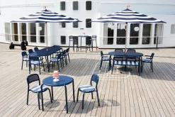 Fatboy Rechteckiger Tisch Toni Tablo Metall Blau / 220 X 99 Cm - Loch Fur Sonnenschirm + Abnehmbaren Kerzenleuchter - Dunkler Ozean Sale