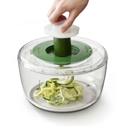 Joseph Joseph Salatzubereitungsset Multi-Prep Plastikmaterial Grun Transparent / 4-In-1: Salatschleuder, Spiralschneider, Küchenmesser Und Reibe - Gelb - Grun - Transparent Fashion
