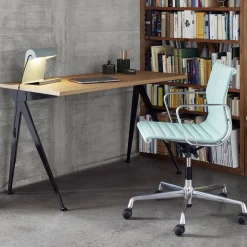 Vitra Schreibtisch Compas Direction Metall Blau Holz Natur / Jean Prouve, 1953 - L 125 Cm - Bleu Marcoule - Eiche Natur Clearance