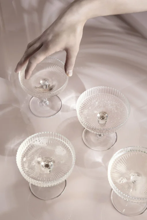 Ferm Living SektGläser Ripple Glas / 2Er-Set - Mundgeblasenes Glas - Transparent Discount