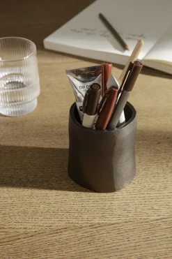 Ferm Living Stifthalter Yama Metall/ Recyceltes Aluminium - O 7.8 X H 8.5 Cm - Schwarz Clearance