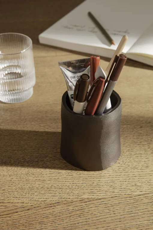 Ferm Living Stifthalter Yama Metall/ Recyceltes Aluminium - O 7.8 X H 8.5 Cm - Schwarz Clearance