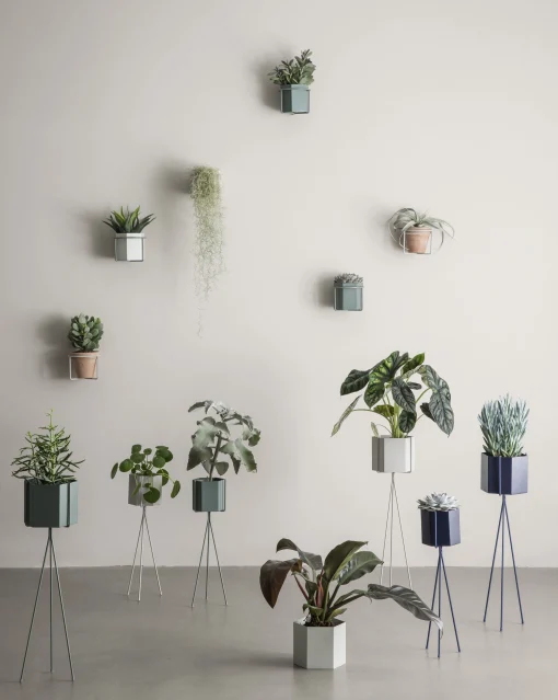 Ferm Living Wandhalterung Plant Metall/ Fur BlumenTöpfe - Grau Sale