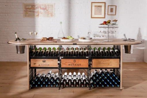 L'Atelier du Vin Weinregal  Metall Schwarz Holz Natur / Weinprobe-Theke L 281 X B 80 Cm X H 93 Cm / 300 Flaschen - Eiche Natur - Schwarz - Stahl Fashion